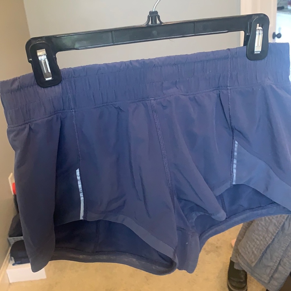 Lululemon Hottie Hot running shorts size 6 gray